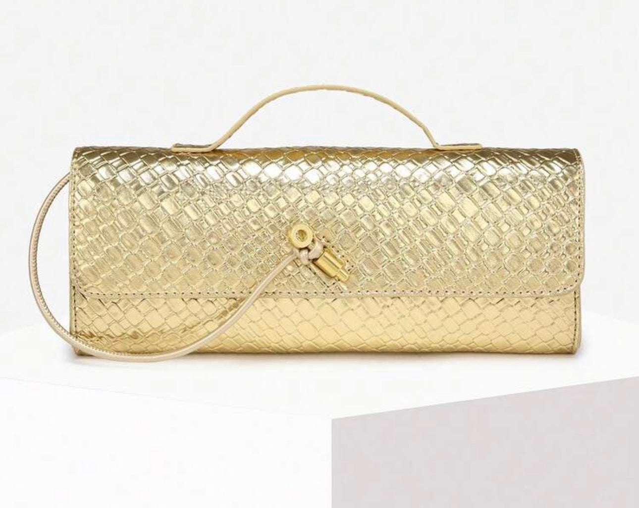 Riviera Croc Clutch
